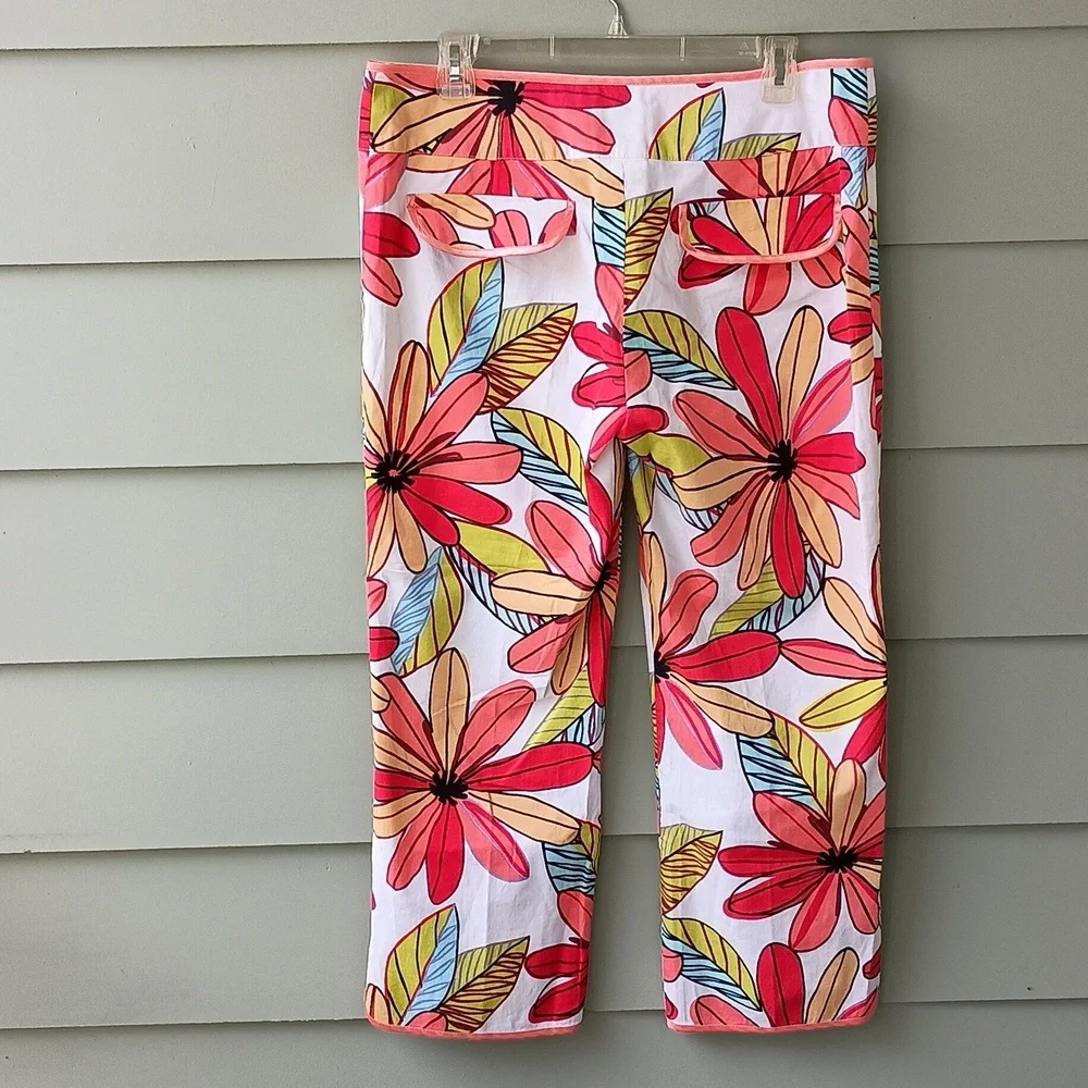 Leopard Women's Multi Color Floral Cropped Pants SZ 12 Light Weight Cotton - Picture 4 of 7